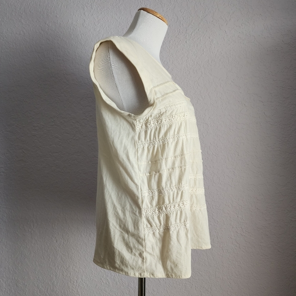 Levi's top - Picture 5 of 8